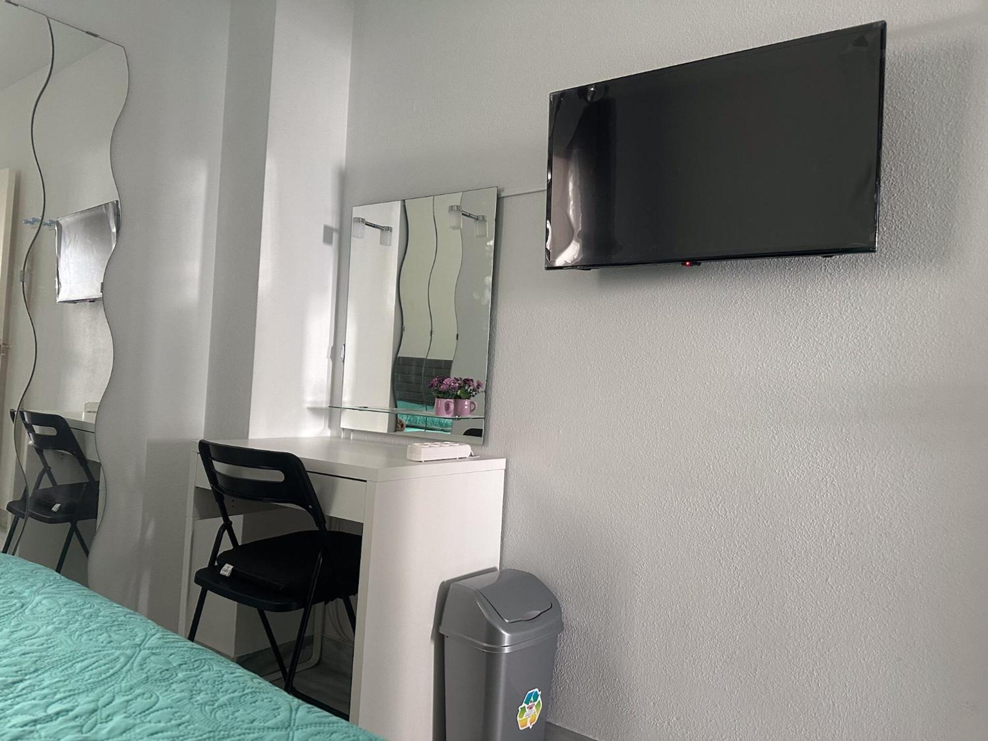 Torremolinos Habitaciones Privada En Apartamentos Compartidos ภายนอก รูปภาพ