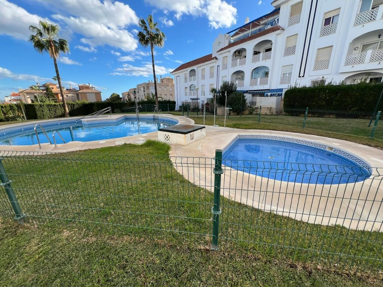 Torremolinos Habitaciones Privada En Apartamentos Compartidos ภายนอก รูปภาพ